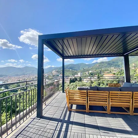 Casaviva - Terrace With Parking In Apartment Rapallo