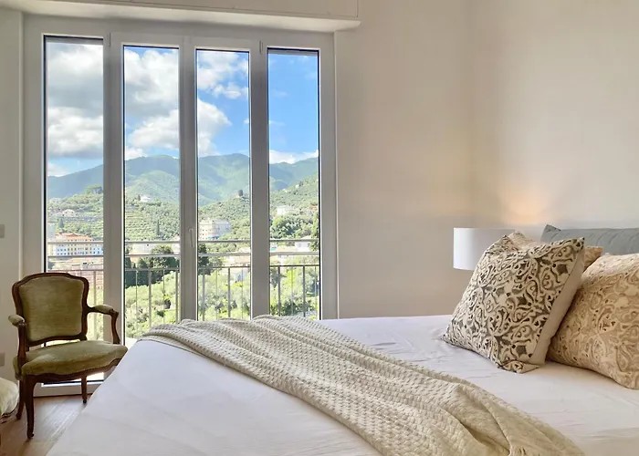 Casaviva - Terrace With Parking In 아파트 *